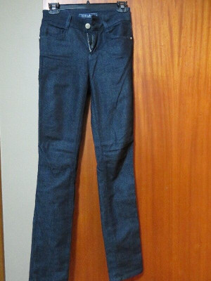 Jeans | Buy or Sell Women's Bottoms Locally in London | Kijiji Classifieds