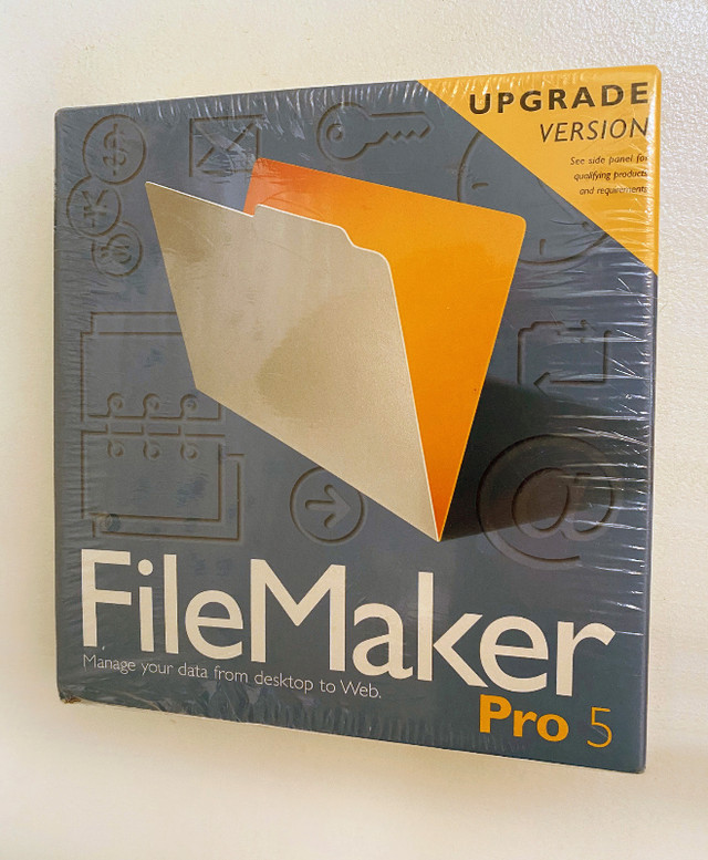 FileMaker Pro 5.0 Box/Boite, for/pour Mac dans Logiciels  à Ville de Montréal