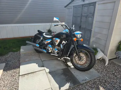 2003 Honda VTX 1300 in great condition for sale. Comes with saddle bags and sissy-seat/bar (currentl...