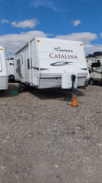 2011  Coachman Catalina 26' Travel Trailer clean well maintained