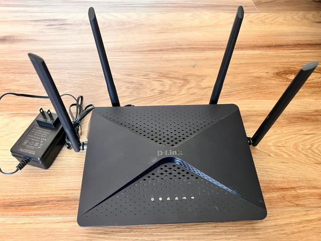 D-Link High Power Wi-Fi Gigabit Router DIR-882 in Networking in Oshawa / Durham Region
