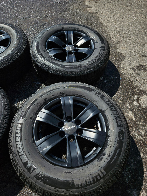 17" Ford Avalanche Replica Wheels - Michelin Winter Tires dans Pneus et jantes  à Ville de Montréal - Image 4