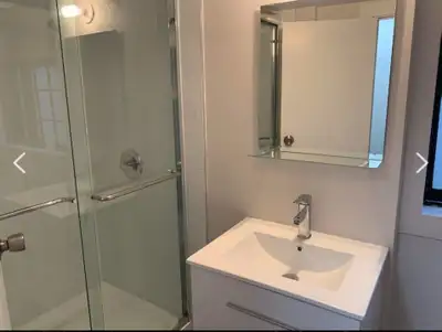 Perfect for FIFA visitors.. just 10 minutes away from Vancouver stadium, less than 15 minutes away f...