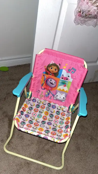 Girl pink chair