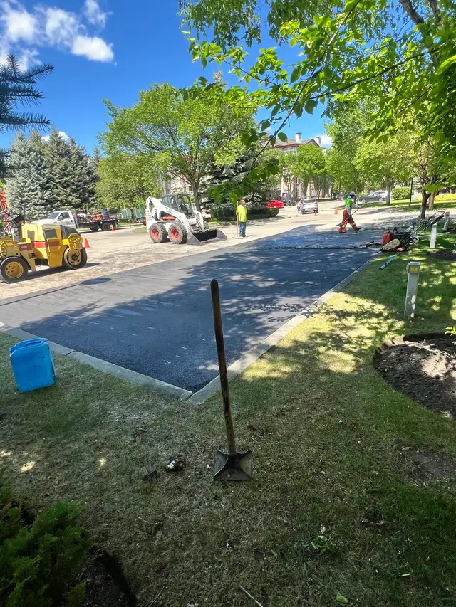 Commercial and residential paving and repairs. quality and cost!62864353881729124