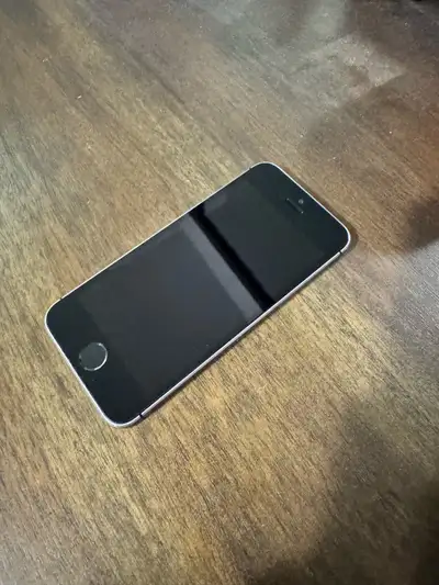 Apple iPhone 5 SE, View more