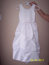 robe de communion blanche