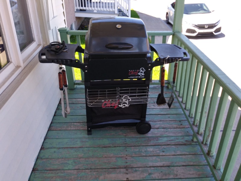 B.B.Q. électrique BBQ et cuisine en plein air Shawinigan Kijiji