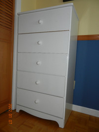A vendre - Commode blanche 5 tiroirs