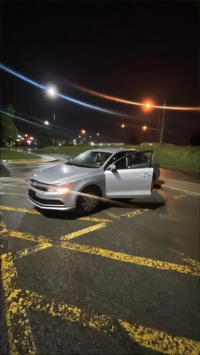 vend rapide !!!! Volkswagen Jetta 2015 à vendre Volkswagen Jetta 2015 en très bonne condition, fiabl...