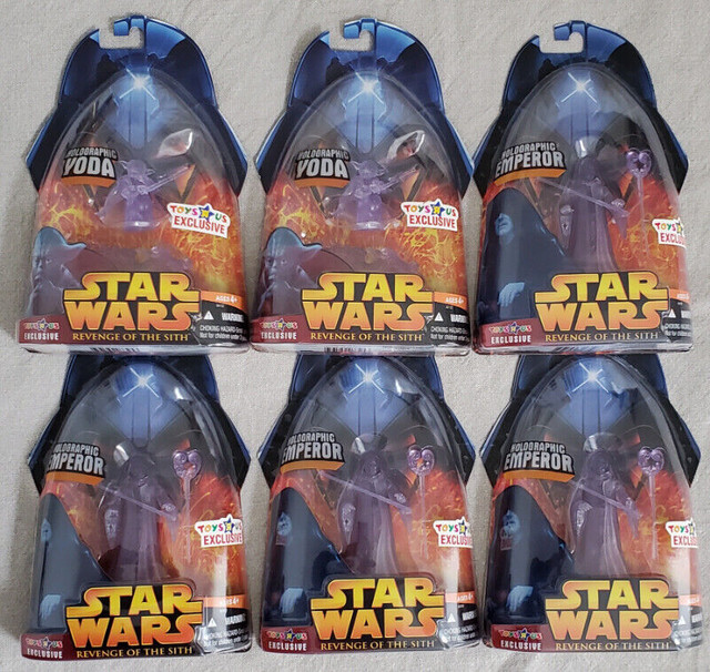 2005 HASBRO STAR WARS REVENGE OF THE SITH TOYS R US EXCLUSIVE in Toys & Games in Mississauga / Peel Region