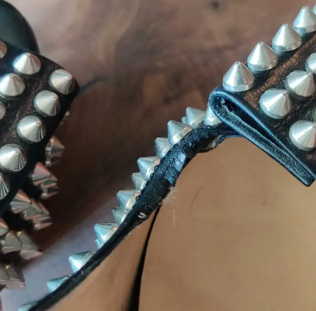 Christian  Louboutin  Size 40 Spike Pumps in Women's - Shoes in City of Toronto - Image 4