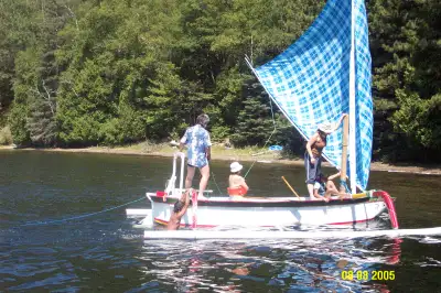 Original ocean going fishing sail boat from Bali Indonesia (jukung). 5.33 meters / 17’ 6’’. Small el...