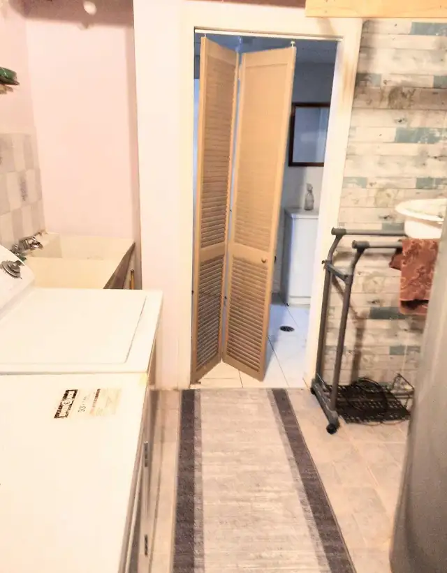 Vaughan (Maple) - Keele and Major Mackenzie -apartment for rent in Long Term Rentals in Markham / York Region - Image 5