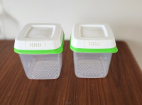 2 Rubbermaid FreshWorks medium produce storage containers