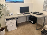 L-shaped corner computer desk