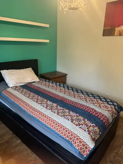 Room for Rent – 4-Level Split Home Room available for rent in a 4-level split home. Details: * Share...