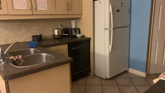Room for rent in Room Rentals & Roommates in Mississauga / Peel Region - Image 5