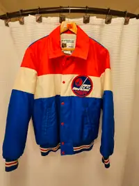 Vintage Winnipeg Jets Shain Jacket. Size large.