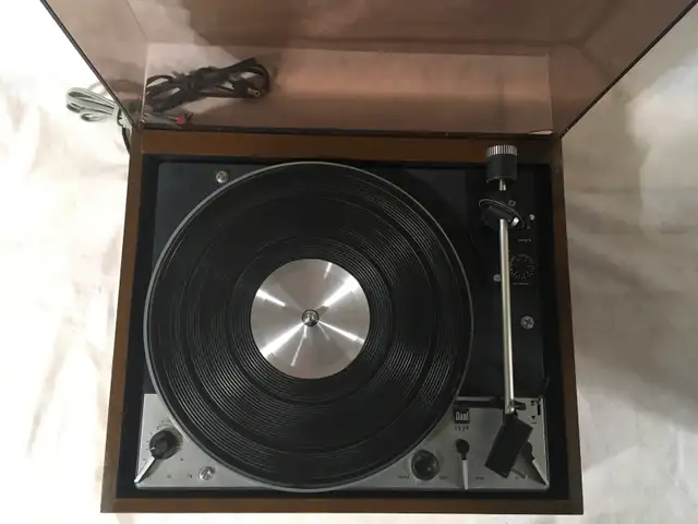 Dual 1229 Turntable  in Stereo Systems & Home Theatre in Thunder Bay - Image 3