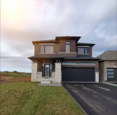 1 YEAR LEASE in WELLAND or less Ontario (4 Bedrooms 4 Bathrooms) Special Offer: $2900 CAD / Month +...