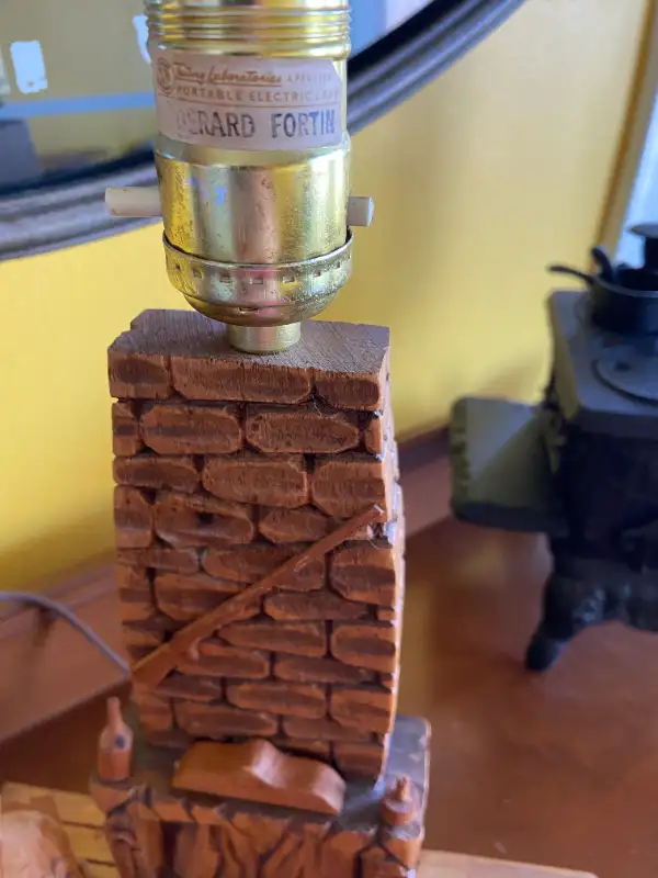 Vintage Hand-Carved Wood Lamp by Quebec Artisan Gerard Fortin in Arts & Collectibles in Oshawa / Durham Region - Image 5