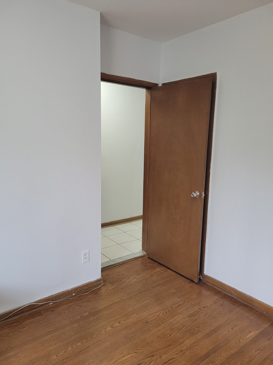 Toronto 1 room for $980 4