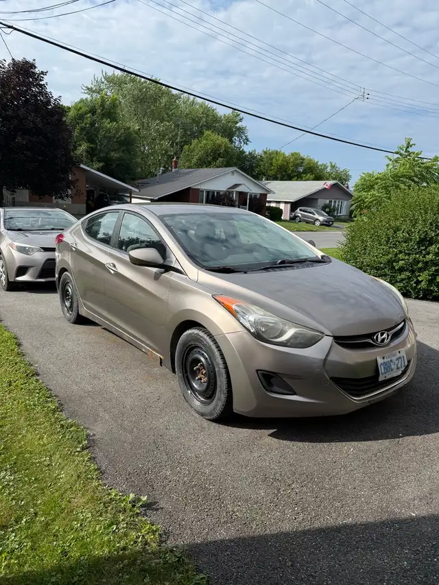2012 Hyundai Elantra