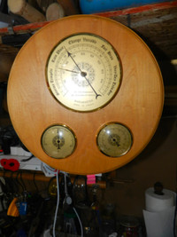 Vintage Baromaster Weather Station, Wooden 11-1/2” Round Frame b