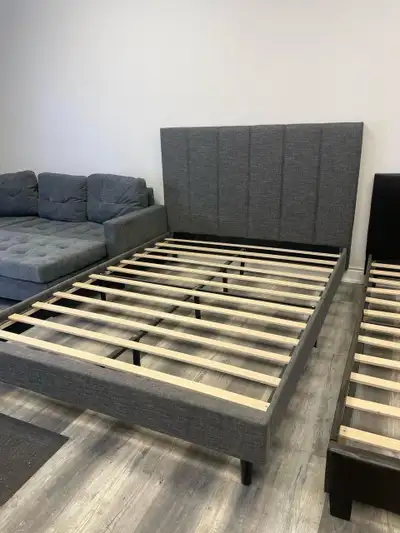 Lit Queen avec Rangement IKEA Queen bed with storage, View more