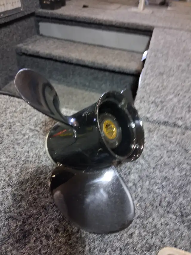 Mercury 25 hp outboard motor in Powerboats & Motorboats in Annapolis Valley - Image 6