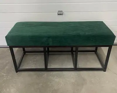 Beautiful  Dark Green Entrance  Bench   Like New, View more