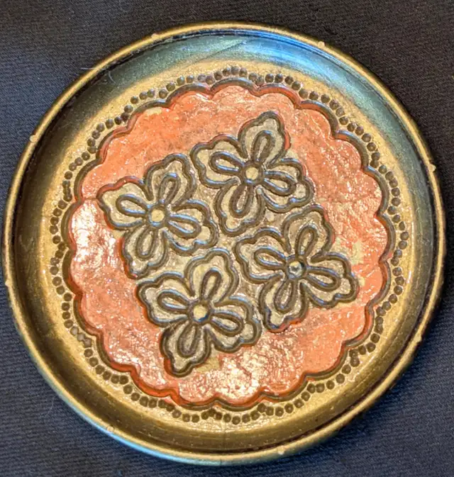 Set of 6 Stylish 1940s Italian Florentine Gilt Wooden Coasters! in Arts & Collectibles in London - Image 5