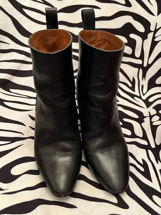 Chloé Black Leather Boots Women’s Size 38 in Women's - Shoes in City of Toronto - Image 11