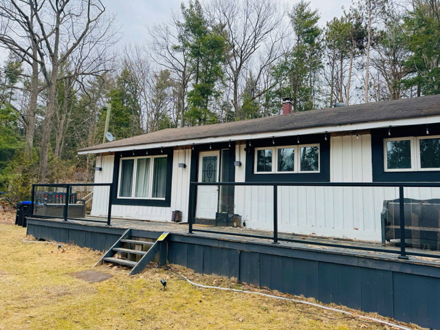 Tiny Ontario Cottage in Ontario