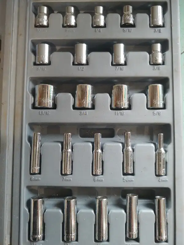 Craftsman Tool Set, Sears in Hand Tools in Ottawa - Image 4