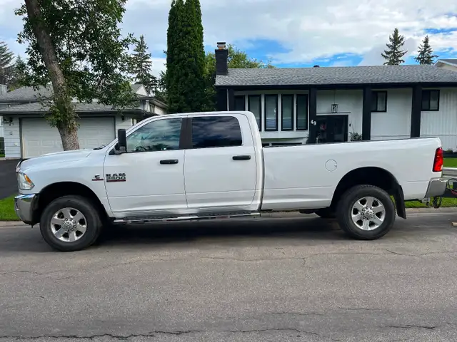 2014 Ram 2500 Crewcab 4x4 Diesel