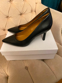 Nordstrom black shoes - women