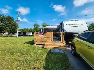 I have a twenty nine foot 2024 trailer 6to8 people one queen bed 2 bd bunks one couch table transfer...