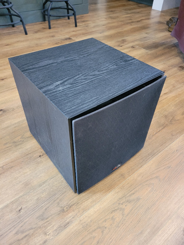 Subwoofer (Polk Audio) in Stereo Systems & Home Theatre in Owen Sound