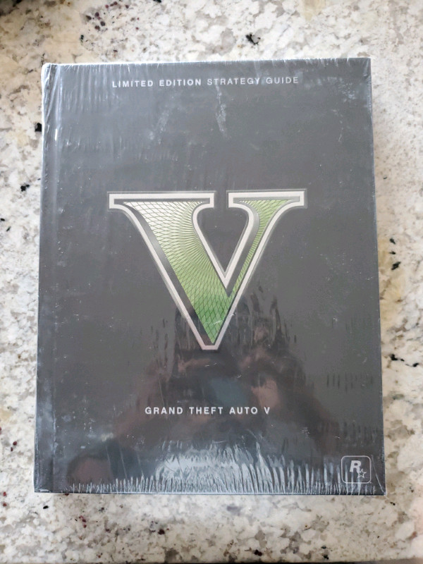 Grand Theft Auto V (GTA V) Limited Edition Strategy Guide Other