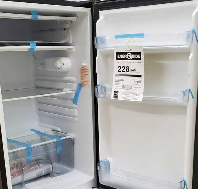 Danby 4.4 cu. ft. Compact Fridge in White, Black, or Stainless in Refrigerators in Bedford - Image 2