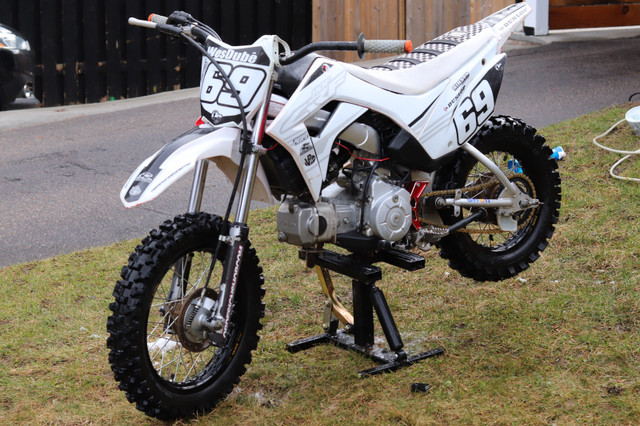 2020 crf 110  in Dirt Bikes & Motocross in Muskoka - Image 4