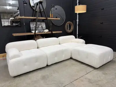 Mario Belini Sectional , View more