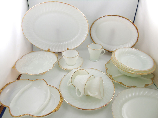 Vintage 20 pcs Fire King White Swirl Pattern Platter More LA in Kitchen & Dining Wares in City of Halifax