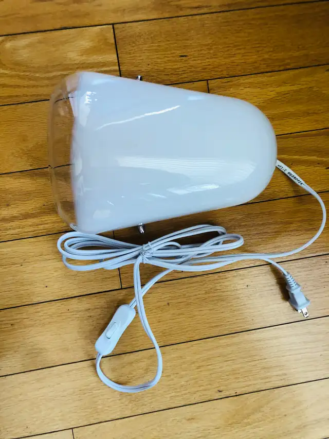 lumiere mural.. in Indoor Lighting & Fans in City of Montréal - Image 5