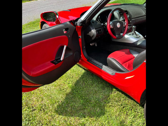 SATURN SKY REDLINE 2007 in Cars & Trucks in Belleville - Image 4
