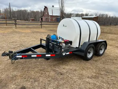 2026 water trailer for sale. Tandem 6000 pound torsion axles electric brakes, 500 gallon tank, high...
