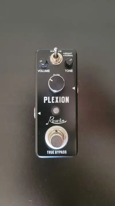distortion and chorus pedals, View more