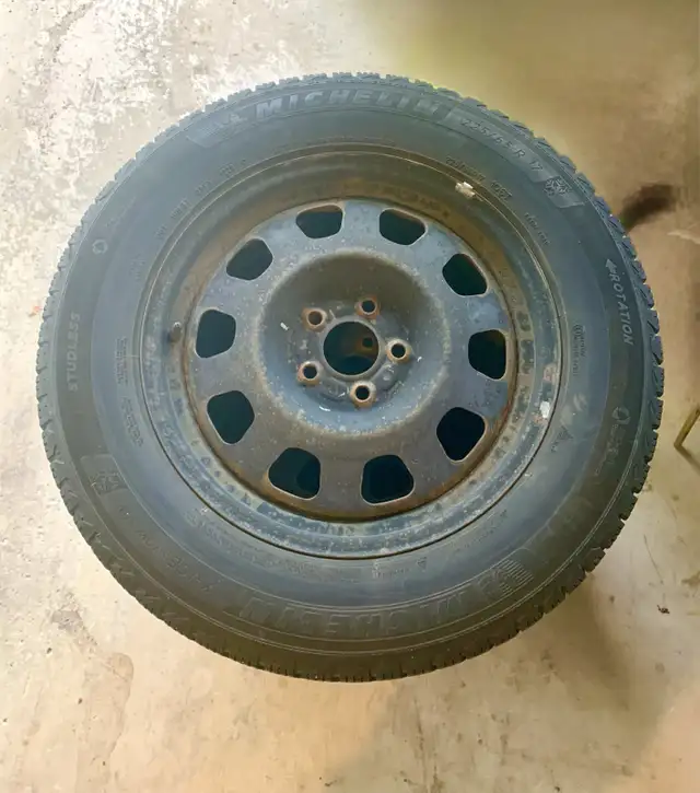 Set of 4 Michelin High Quality Winter Tires and Rims 225/65R17 in Tires & Rims in City of Toronto - Image 3